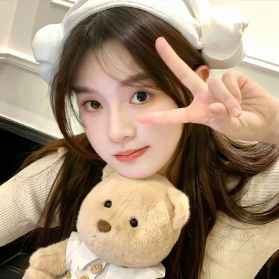 一抹丹砂映清辉